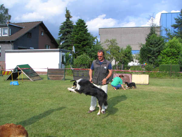 043-PHV Hannover12_06_2004_Cap im Sprung